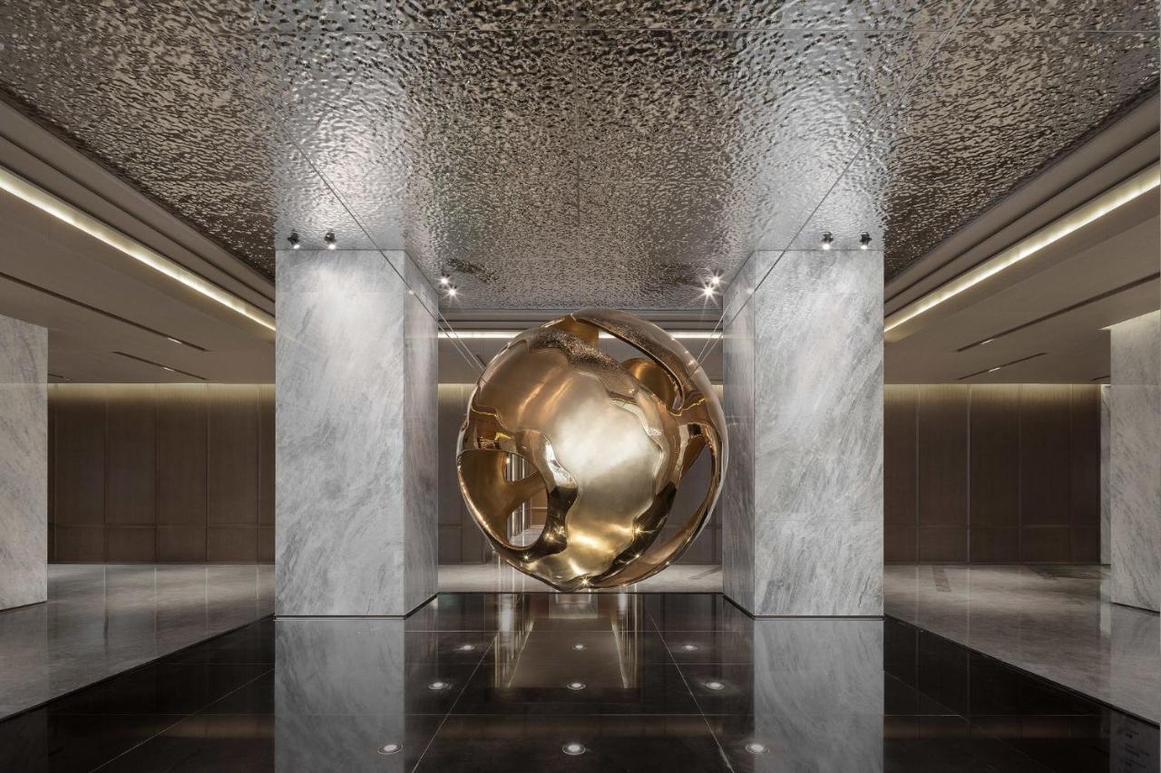 Holiday Inn Shanghai Huaxia By Ihg - Overlooking City Scenery At Sky View Restaurant 외부 사진