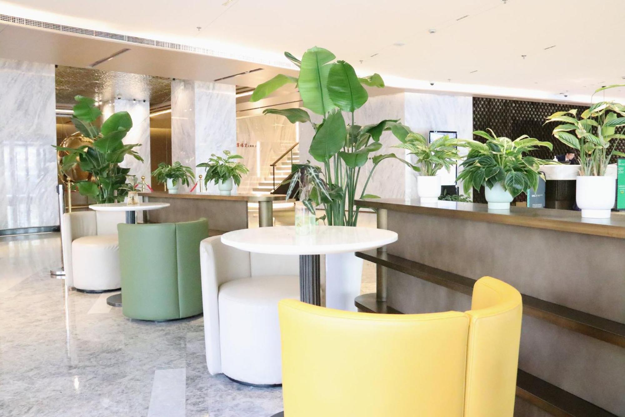 Holiday Inn Shanghai Huaxia By Ihg - Overlooking City Scenery At Sky View Restaurant 외부 사진